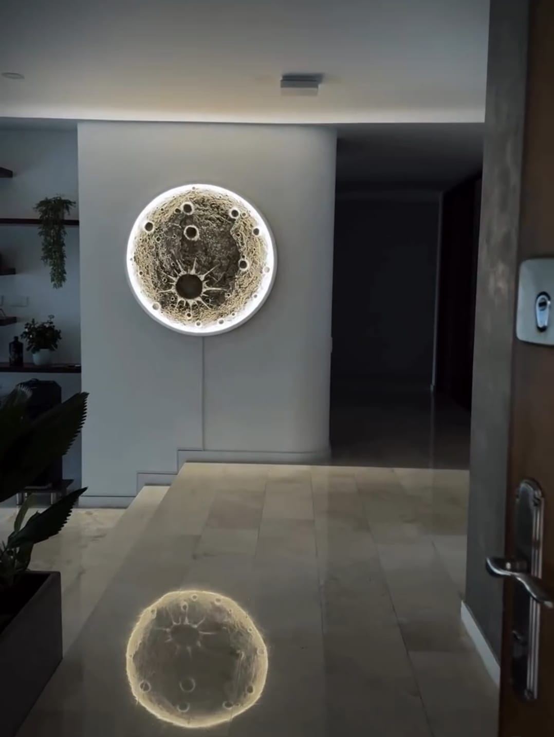 Moonlight 46" – Luxury Sculptural Edition